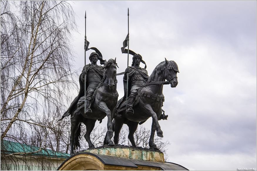 Город Дмитров-Памятник братьям Борису и Глебу