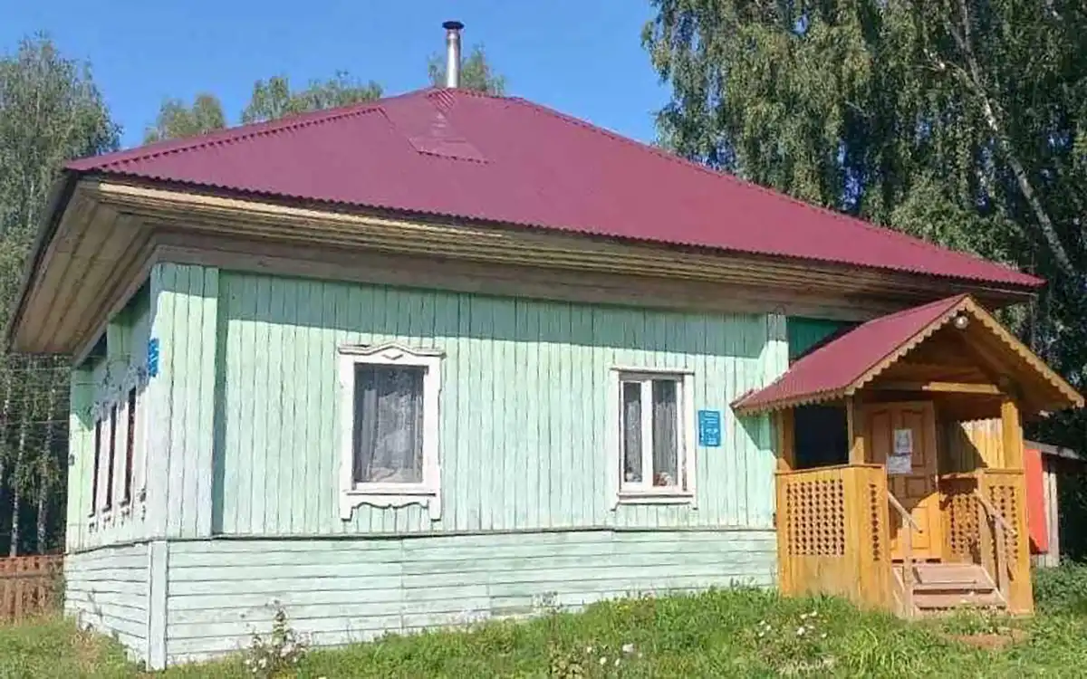 Сельская библиотека