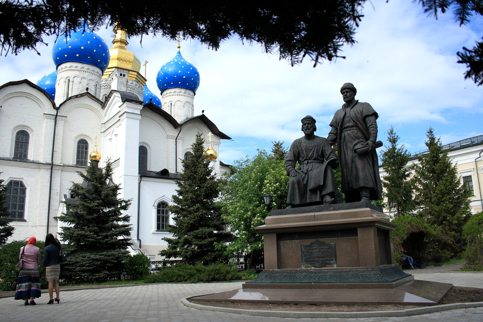 Памятник зодчим Казанского кремля