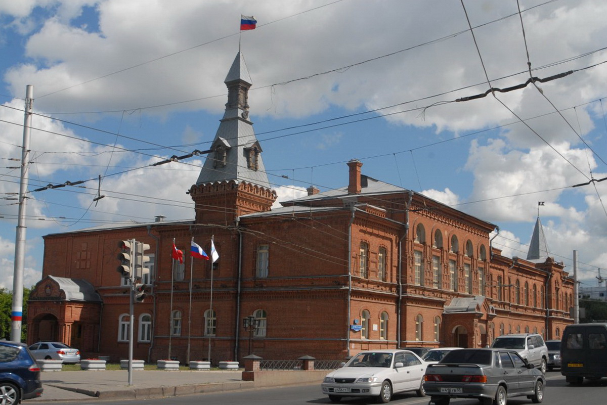 Здание Городской Думы и управы