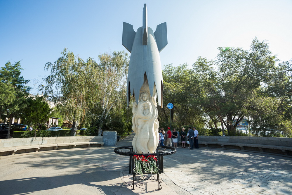 Памятник мирным жителям Сталинграда