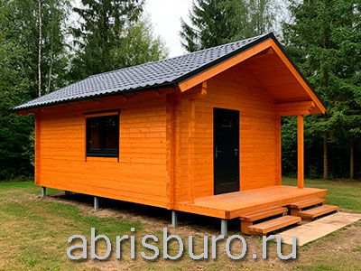 Проект небольшого хозблока / бытовки K0240-14 с крыльцом общей площадью 14,19 м2