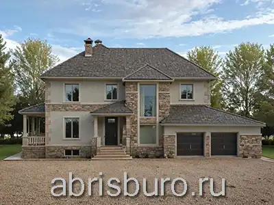 K3104-472 Проект двухэтажного дома в классическом стиле с цокольным этажом, бильярдной, террасой, кухней, гостиной, кабинетом, 3 спальнями и пристроенным гаражом на две машины общей площадью 471,5 м2 и габаритными размерами 22,04 х 22,78 метров