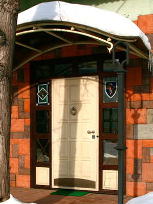Галерея дверей N4 на сайте www.abrisburo.ru