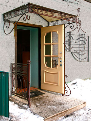 Галерея дверей N4 на сайте www.abrisburo.ru